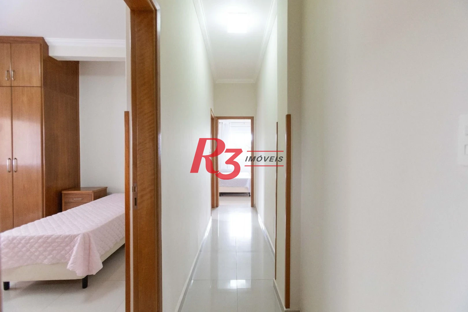 Apartamento com 3 dormitórios à venda, 131 m² por R$ 1.650.000,00 - Gonzaga - Santos/SP