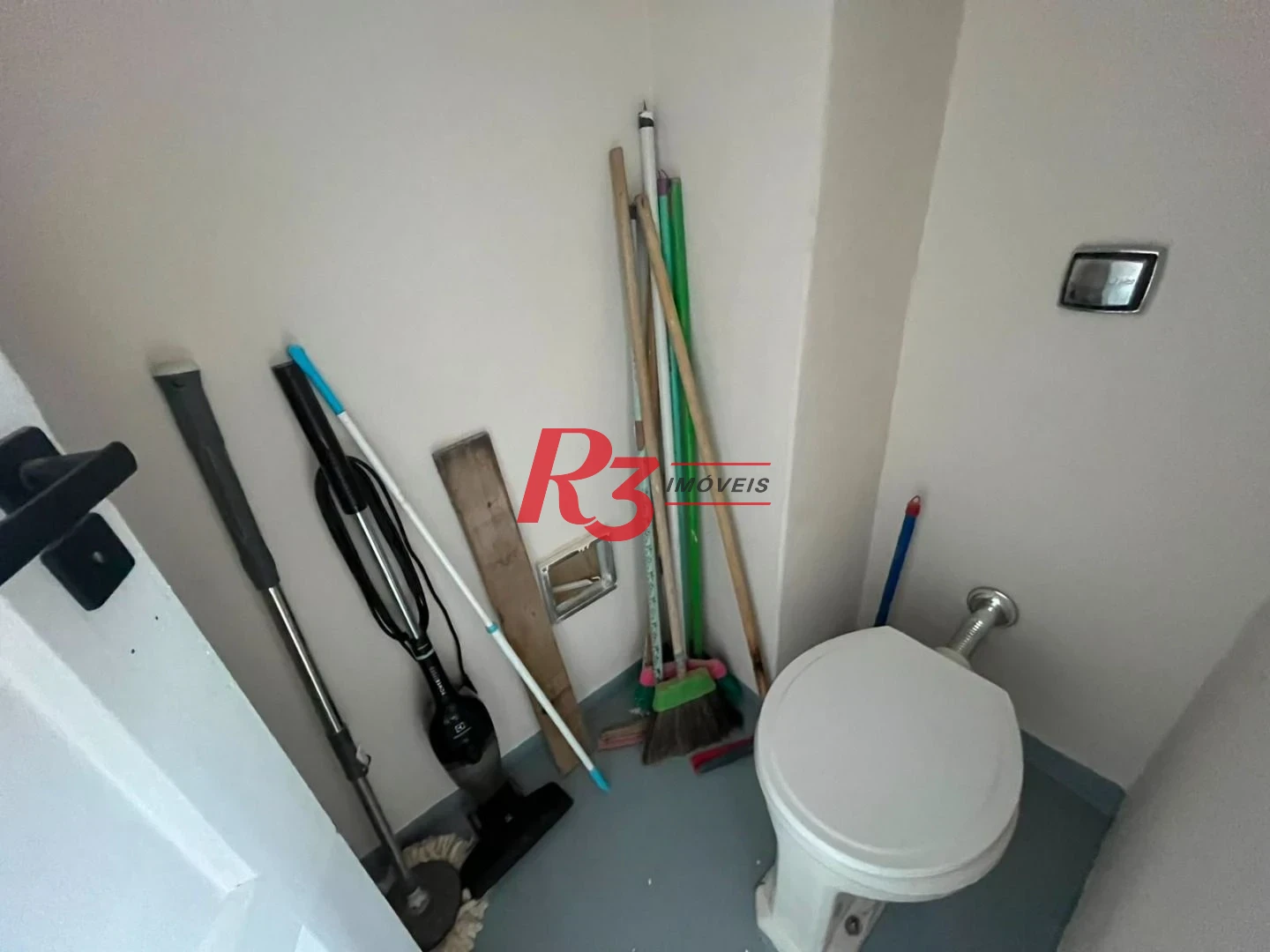 Apartamento com 3 dormitórios para alugar, 100 m² por R$ 4.500,00/mês - Embaré - Santos/SP