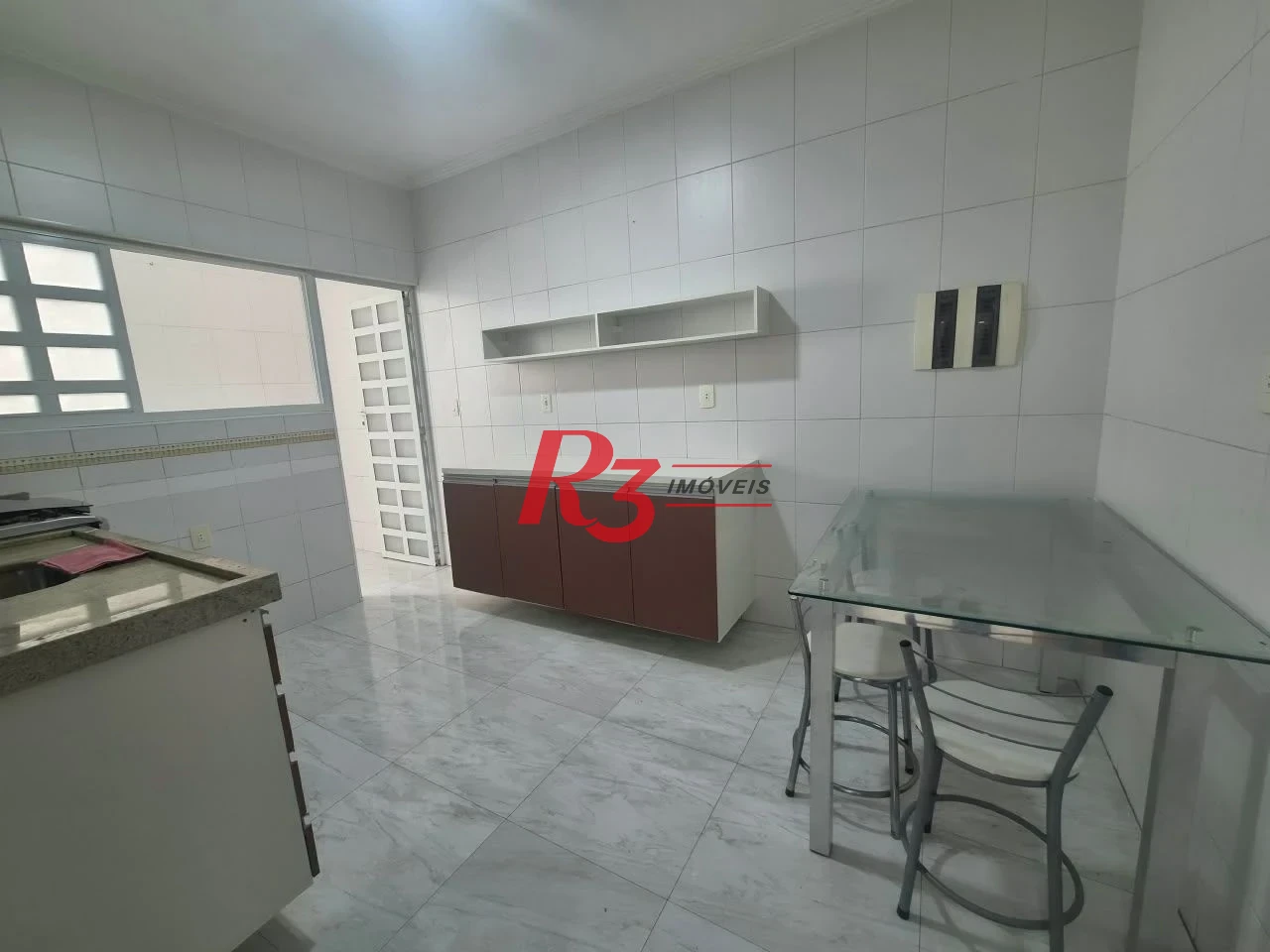 Apartamento com 2 dormitórios à venda, 80 m² por R$ 550.000,00 - Marapé - Santos/SP