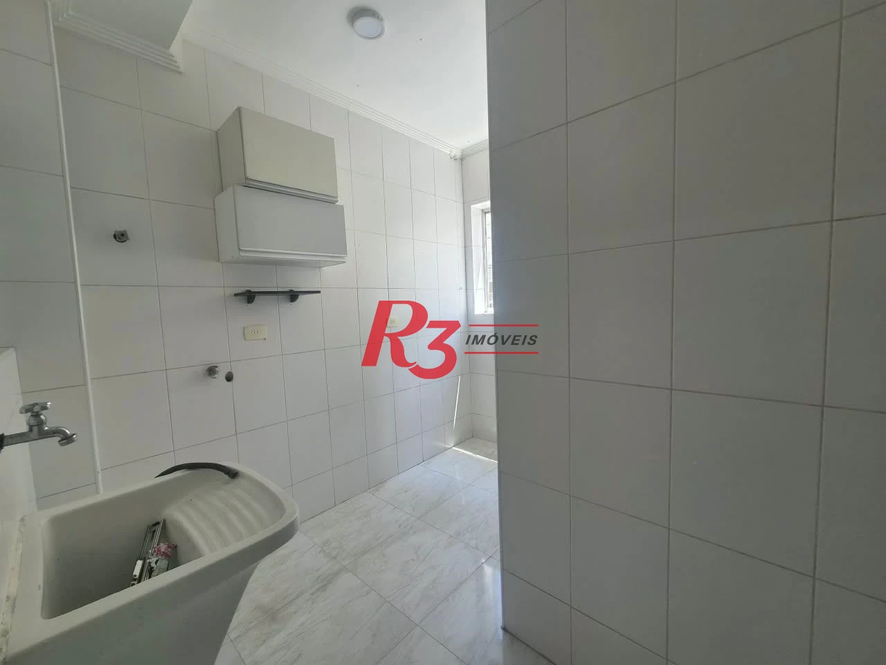 Apartamento com 2 dormitórios à venda, 80 m² por R$ 550.000,00 - Marapé - Santos/SP