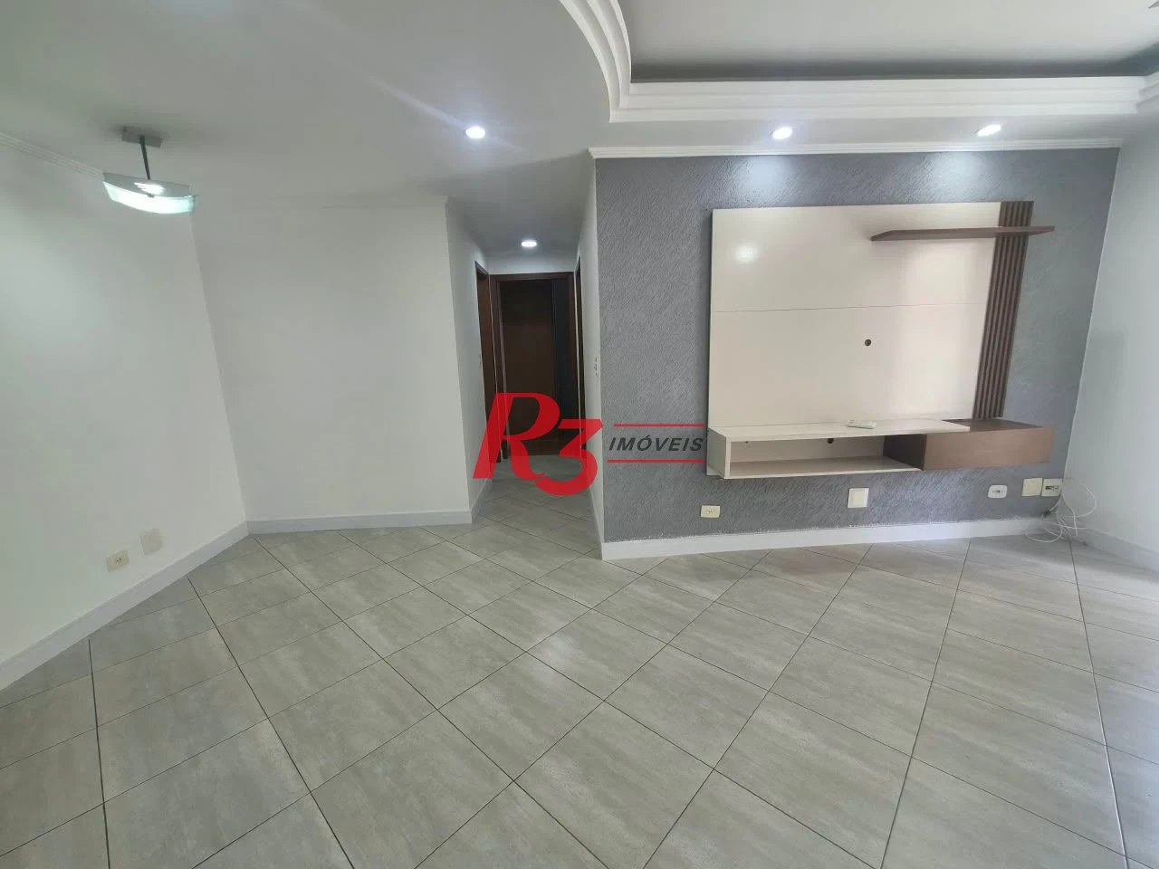 Apartamento com 2 dormitórios à venda, 80 m² por R$ 550.000,00 - Marapé - Santos/SP