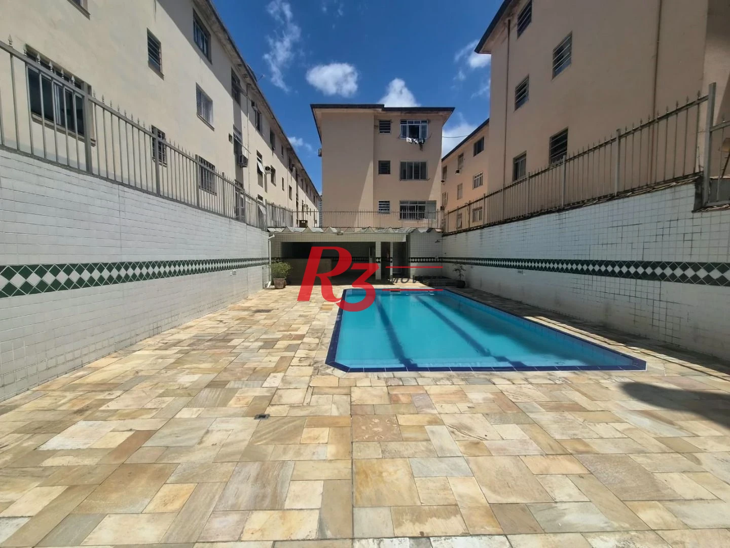 Apartamento com 2 dormitórios à venda, 80 m² por R$ 550.000,00 - Marapé - Santos/SP