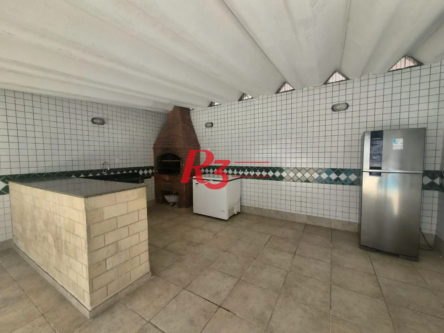 Apartamento com 2 dormitórios à venda, 80 m² por R$ 550.000,00 - Marapé - Santos/SP