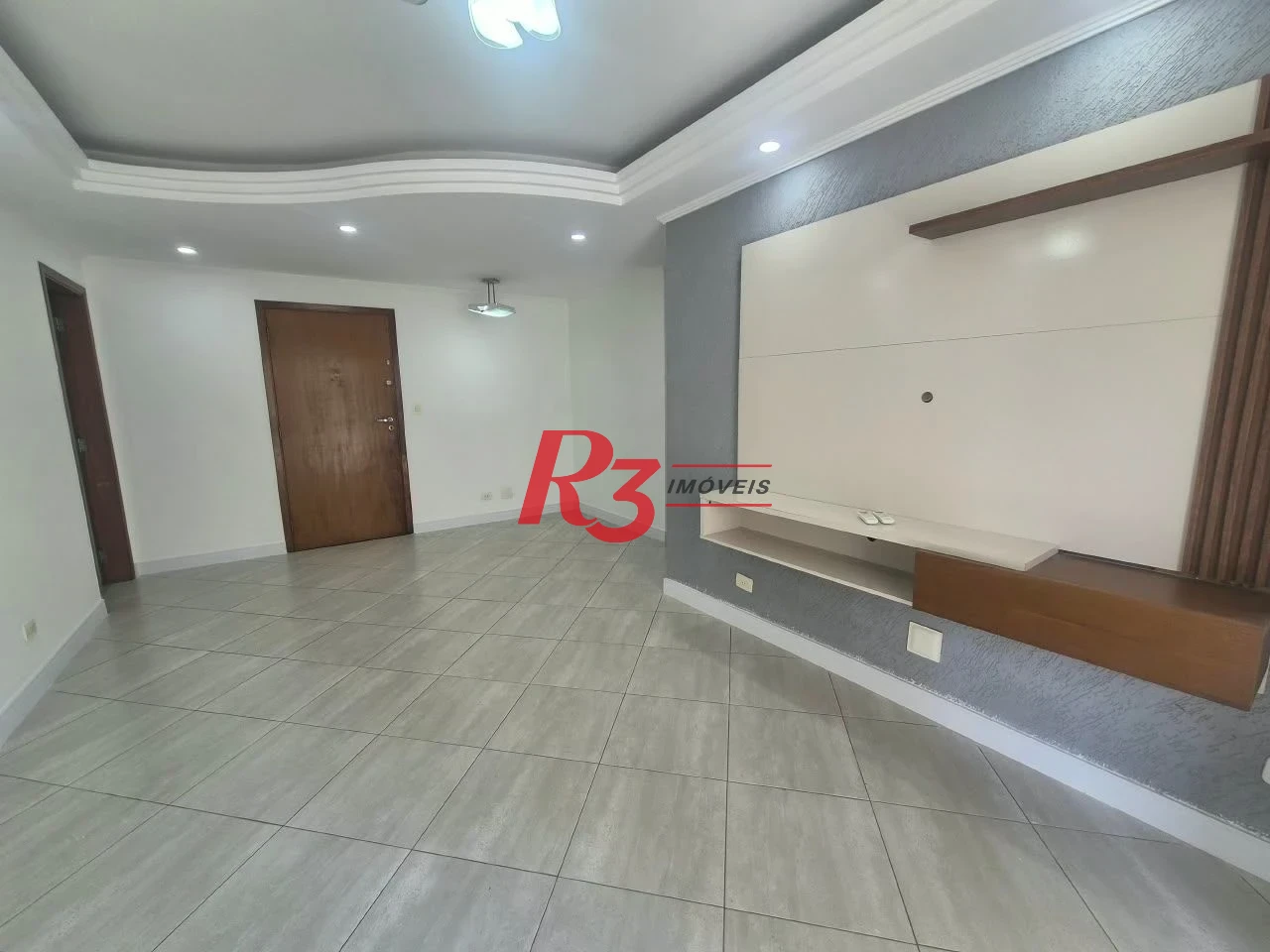 Apartamento com 2 dormitórios à venda, 80 m² por R$ 550.000,00 - Marapé - Santos/SP