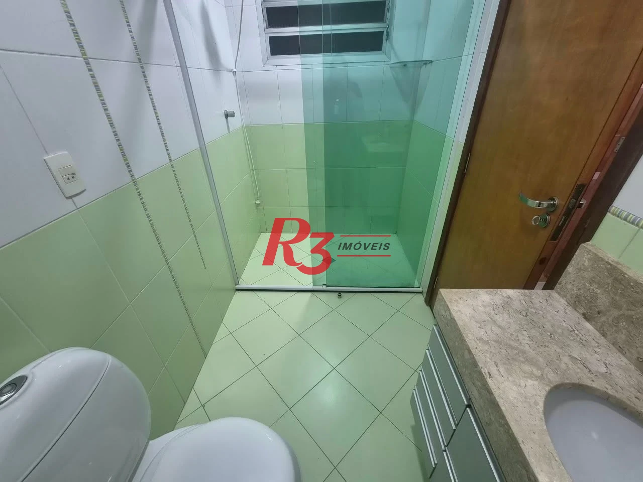 Apartamento com 2 dormitórios à venda, 80 m² por R$ 550.000,00 - Marapé - Santos/SP