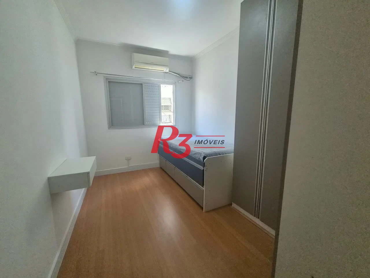 Apartamento com 2 dormitórios à venda, 80 m² por R$ 550.000,00 - Marapé - Santos/SP
