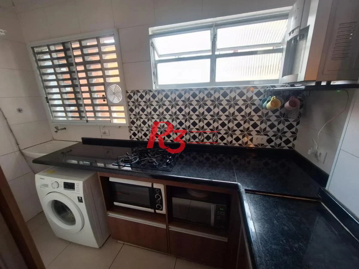 Apartamento com 1 dormitório à venda, 55 m² por R$ 350.000,00 - José Menino - Santos/SP