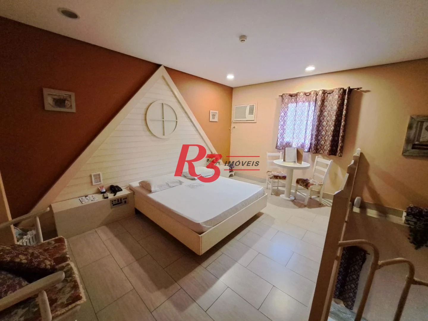 Terreno à venda, 840 m² por R$ 3.500.000,00 - Vila Matias - Santos/SP