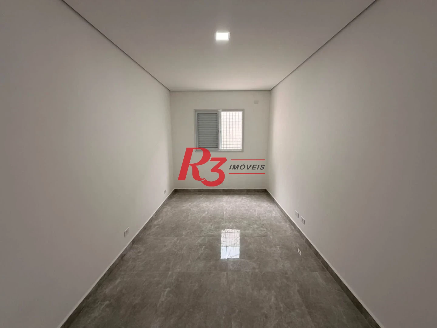 Casa com 3 dormitórios à venda, 100 m² por R$ 1.270.000,00 - Embaré - Santos/SP