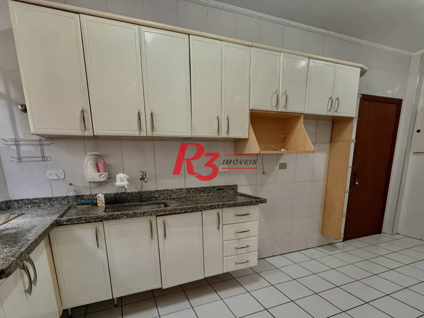 Apartamento com 3 dormitórios à venda, 170 m² por R$ 820.000,00 - Aparecida - Santos/SP