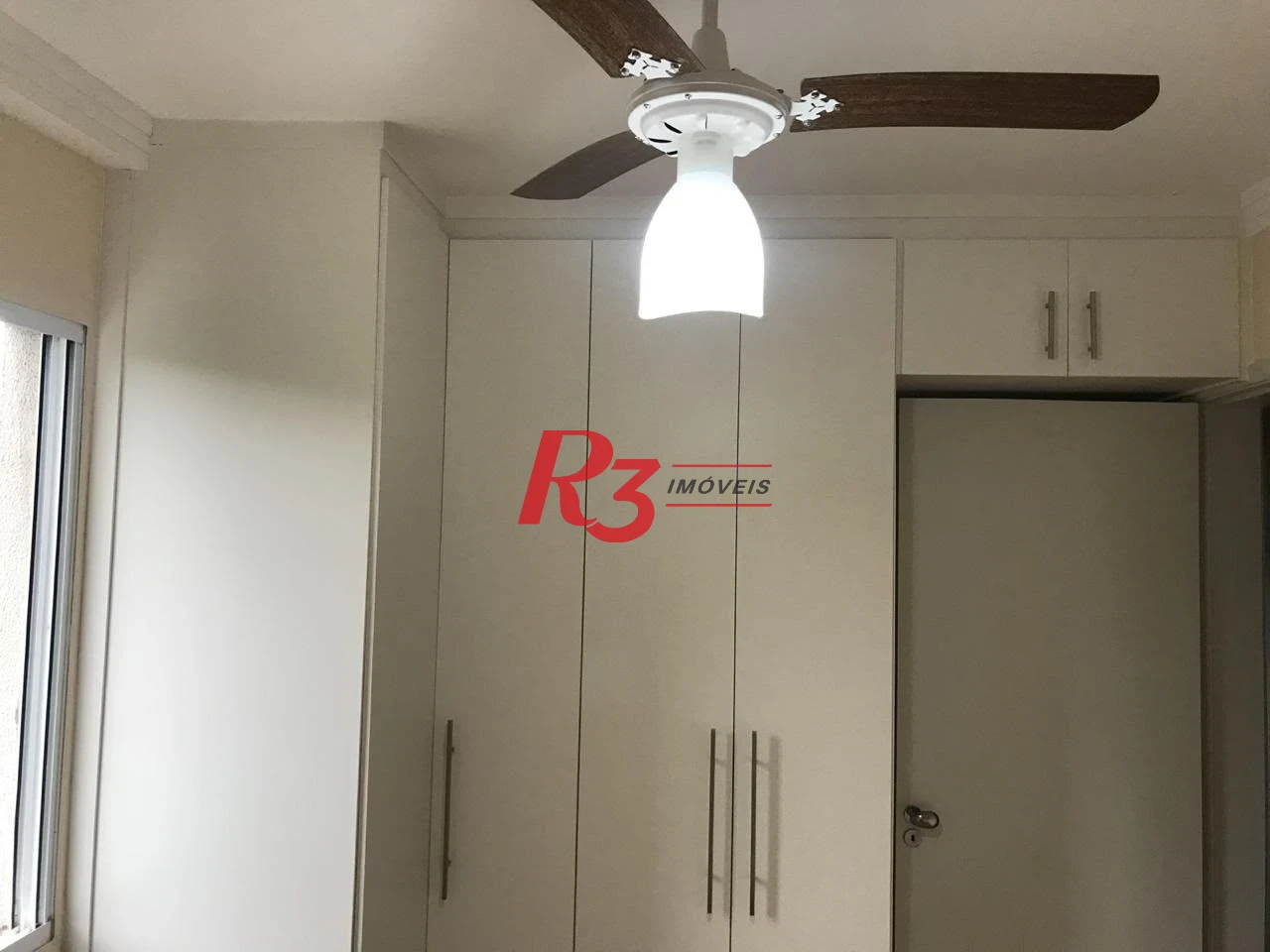 Apartamento com 2 dormitórios à venda, 57 m² por R$ 380.000,00 - Morro Nova Cintra - Santos/SP
