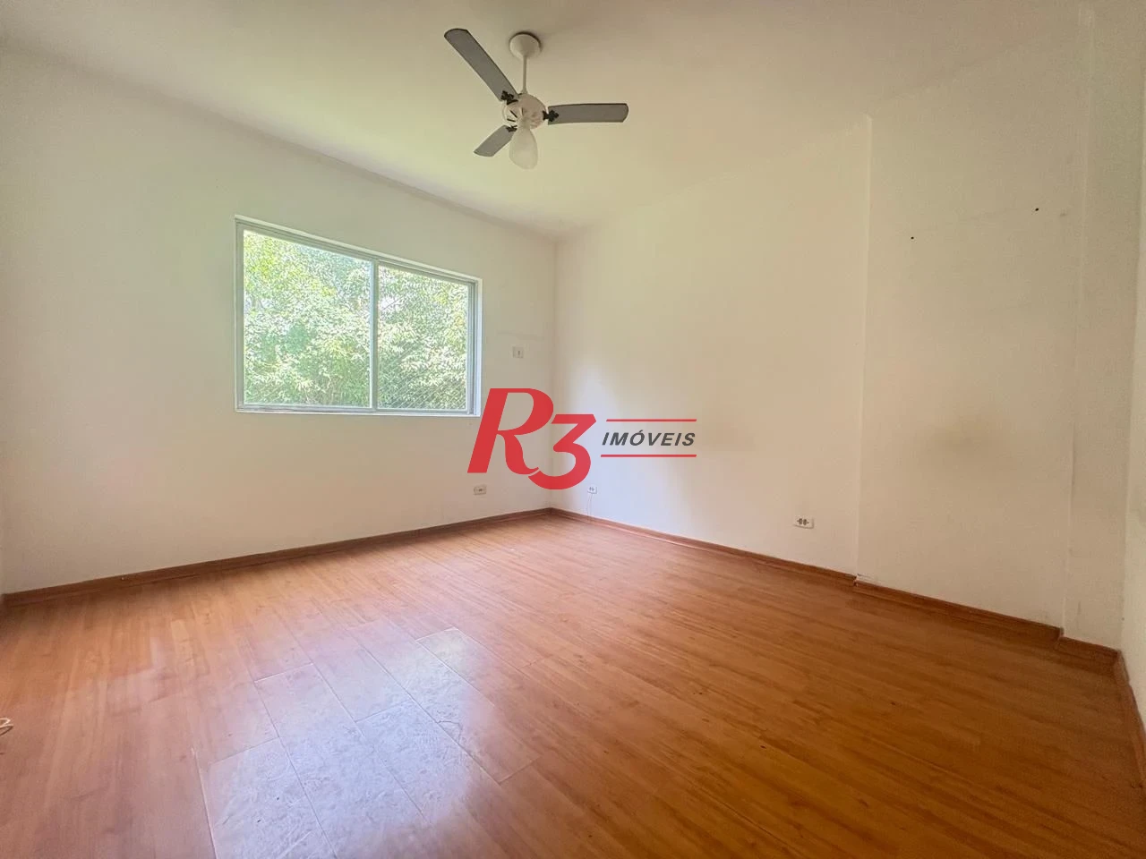 Apartamento com 1 dormitório à venda, 50 m² por R$ 305.000,00 - José Menino - Santos/SP