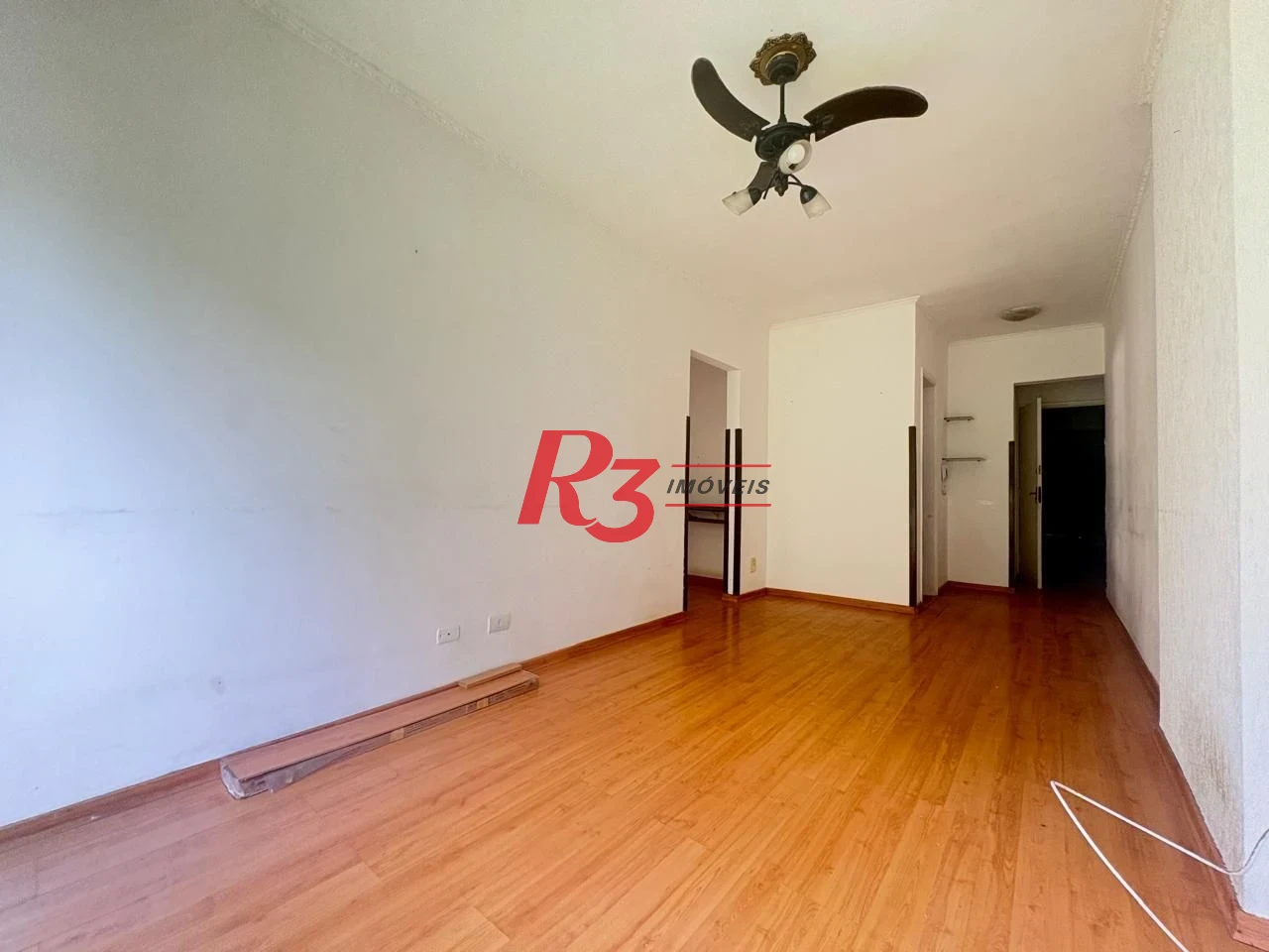 Apartamento com 1 dormitório à venda, 50 m² por R$ 305.000,00 - José Menino - Santos/SP
