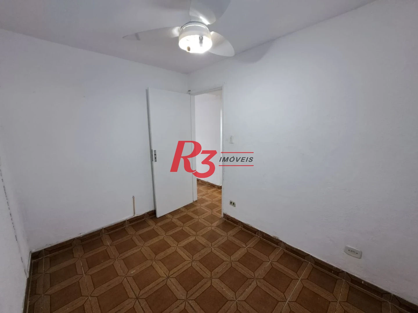 Apartamento com 2 dormitórios à venda, 135 m² por R$ 620.000,00 - Ponta da Praia - Santos/SP
