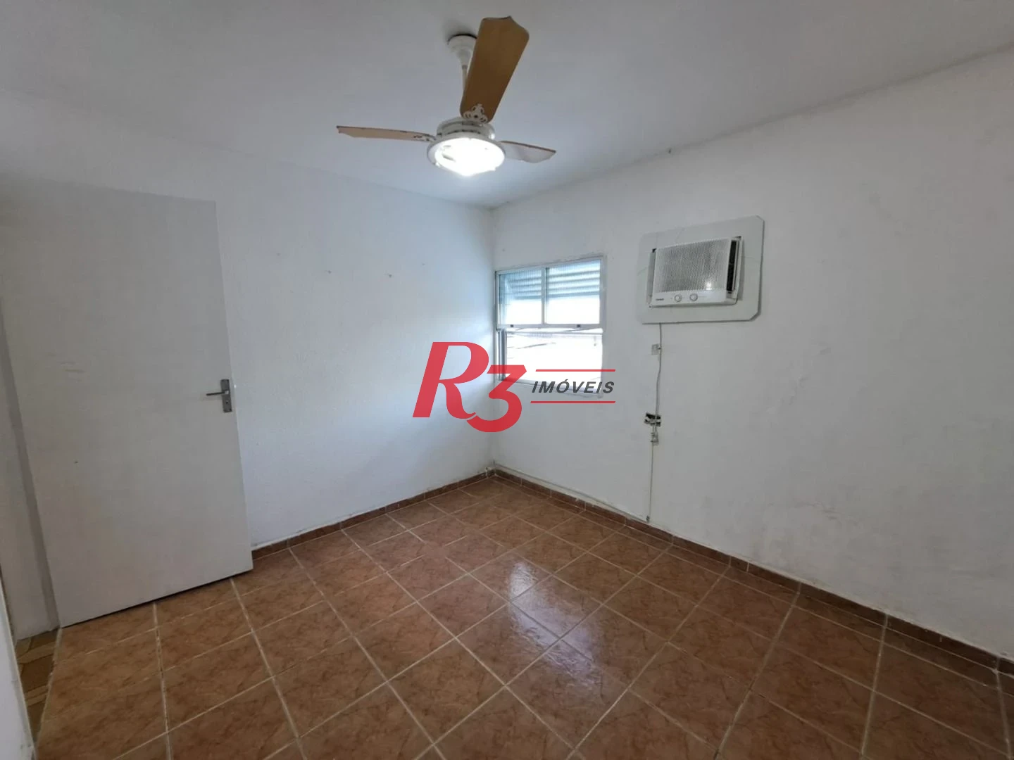 Apartamento com 2 dormitórios à venda, 135 m² por R$ 620.000,00 - Ponta da Praia - Santos/SP