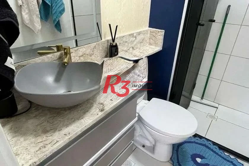 Apartamento com 2 dormitórios para alugar, 45 m² por R$ 3.100,01/mês - Castelo - Santos/SP