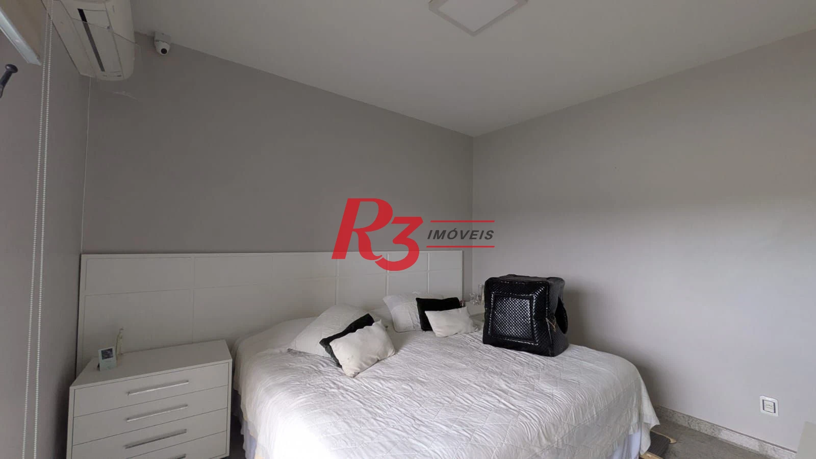 Apartamento com 3 dormitórios à venda, 200 m² por R$ 3.500.000,00 - Ponta da Praia - Santos/SP