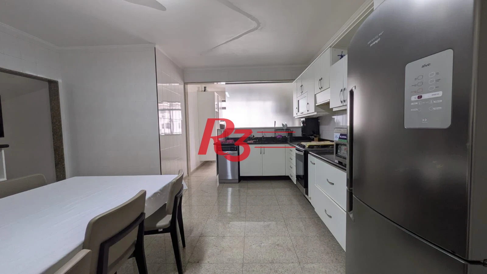 Apartamento com 3 dormitórios à venda, 200 m² por R$ 3.500.000,00 - Ponta da Praia - Santos/SP