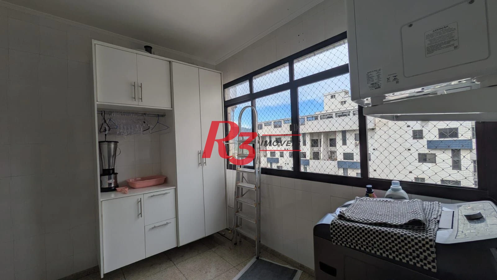 Apartamento com 3 dormitórios à venda, 200 m² por R$ 3.500.000,00 - Ponta da Praia - Santos/SP