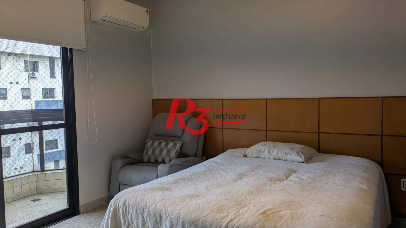 Apartamento com 3 dormitórios à venda, 200 m² por R$ 3.500.000,00 - Ponta da Praia - Santos/SP