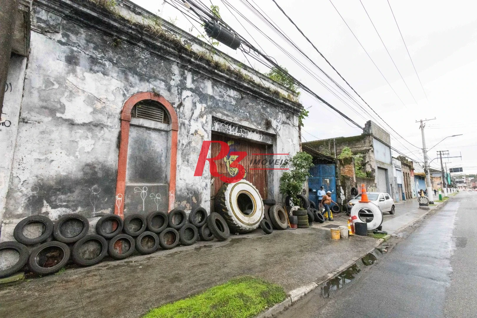 Terreno à venda, 840 m² por R$ 3.500.000,00 - Valongo - Santos/SP