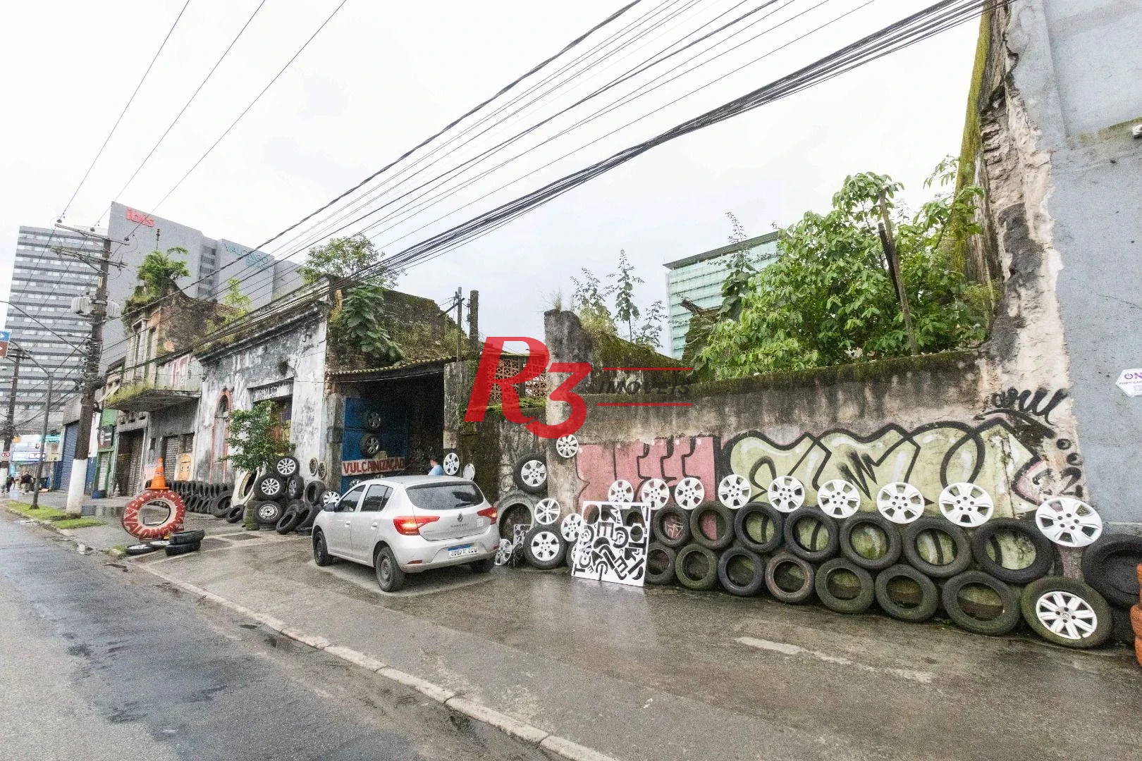 Terreno à venda, 840 m² por R$ 3.500.000,00 - Valongo - Santos/SP
