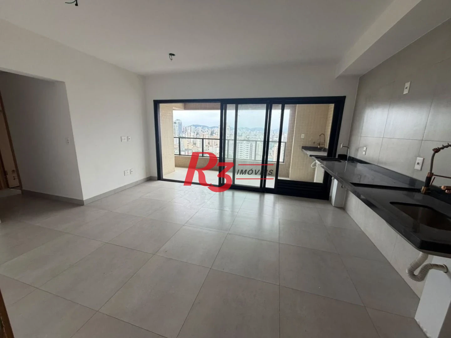 Apartamento com 2 dormitórios à venda, 65 m² por R$ 1.050.000,00 - Ponta da Praia - Santos/SP