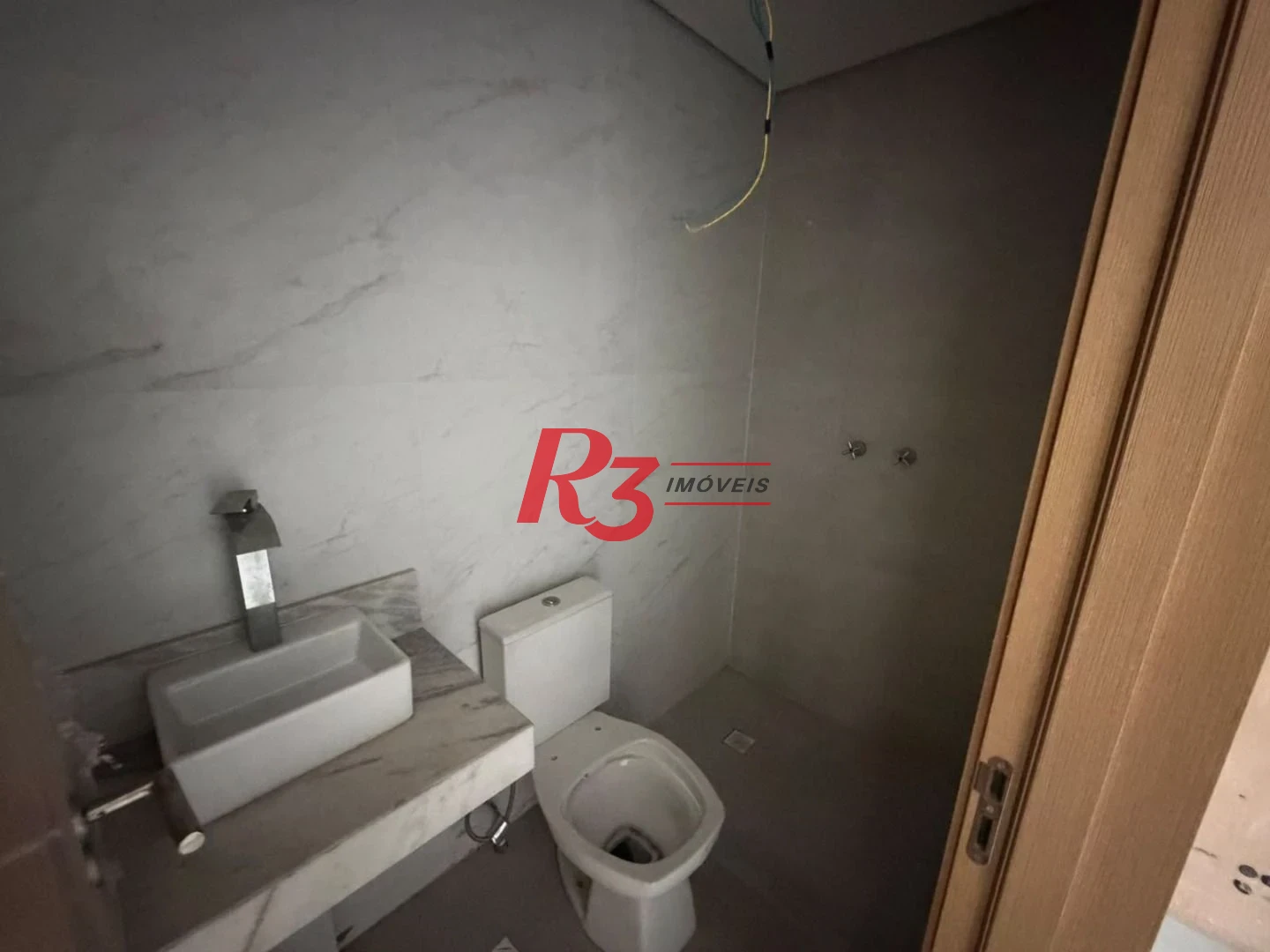 Apartamento com 2 dormitórios à venda, 65 m² por R$ 1.050.000,00 - Ponta da Praia - Santos/SP