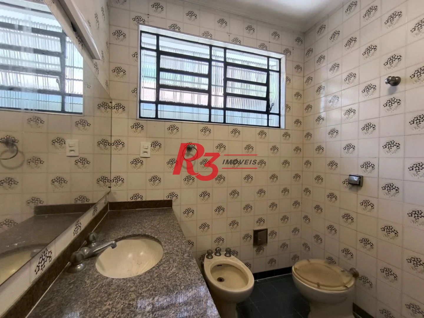 Sobrado com 6 dormitórios para alugar, 481 m² por R$ 24.561,91/mês - Gonzaga - Santos/SP