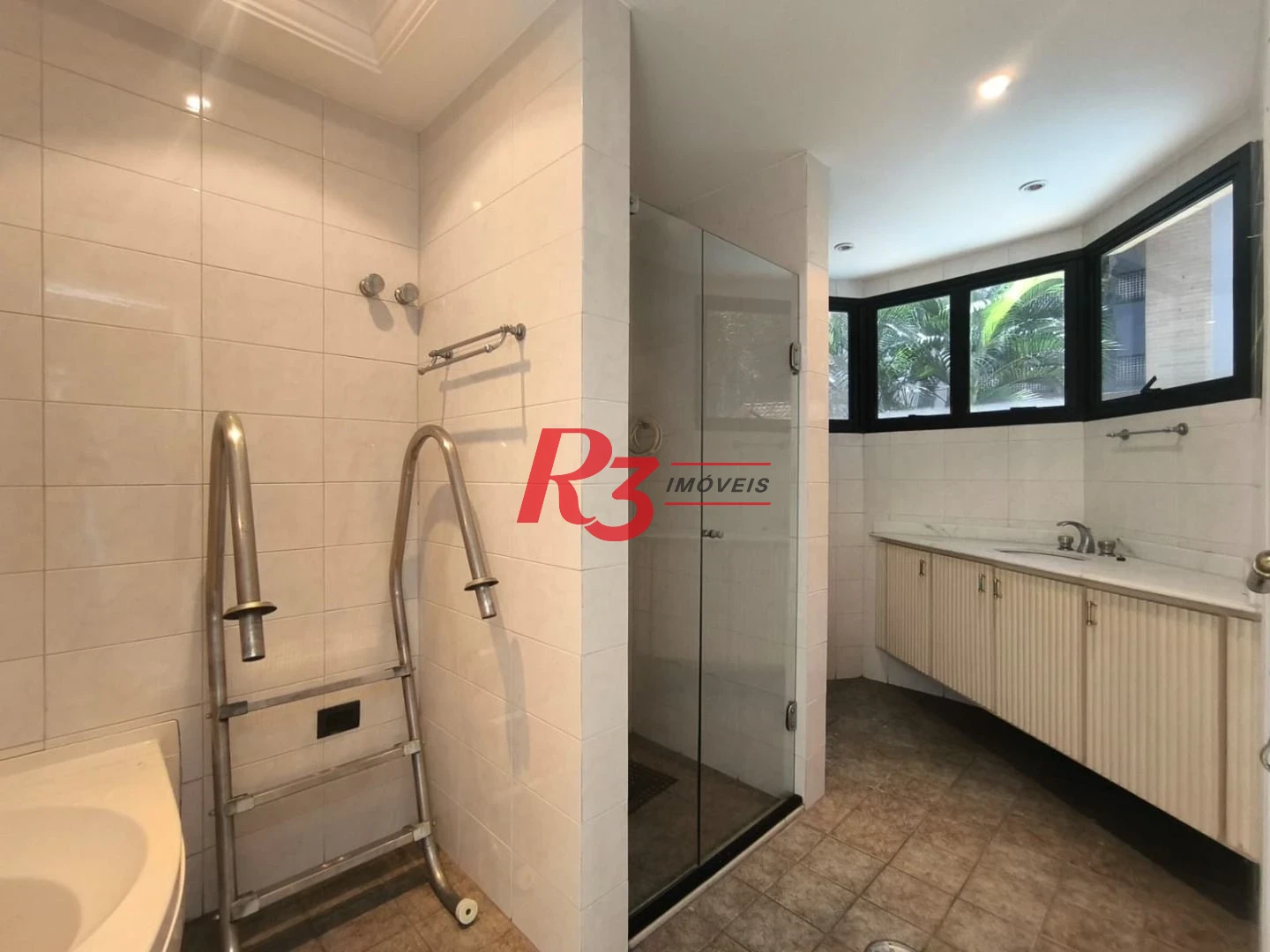 Sobrado com 6 dormitórios para alugar, 481 m² por R$ 24.561,91/mês - Gonzaga - Santos/SP