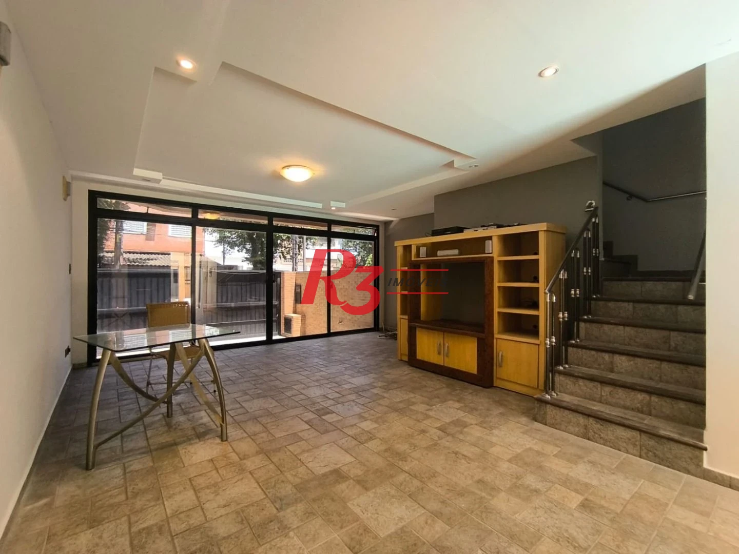 Sobrado com 6 dormitórios para alugar, 481 m² por R$ 24.561,91/mês - Gonzaga - Santos/SP