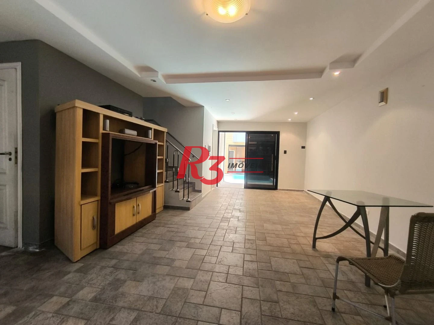 Sobrado com 6 dormitórios para alugar, 481 m² por R$ 24.561,91/mês - Gonzaga - Santos/SP