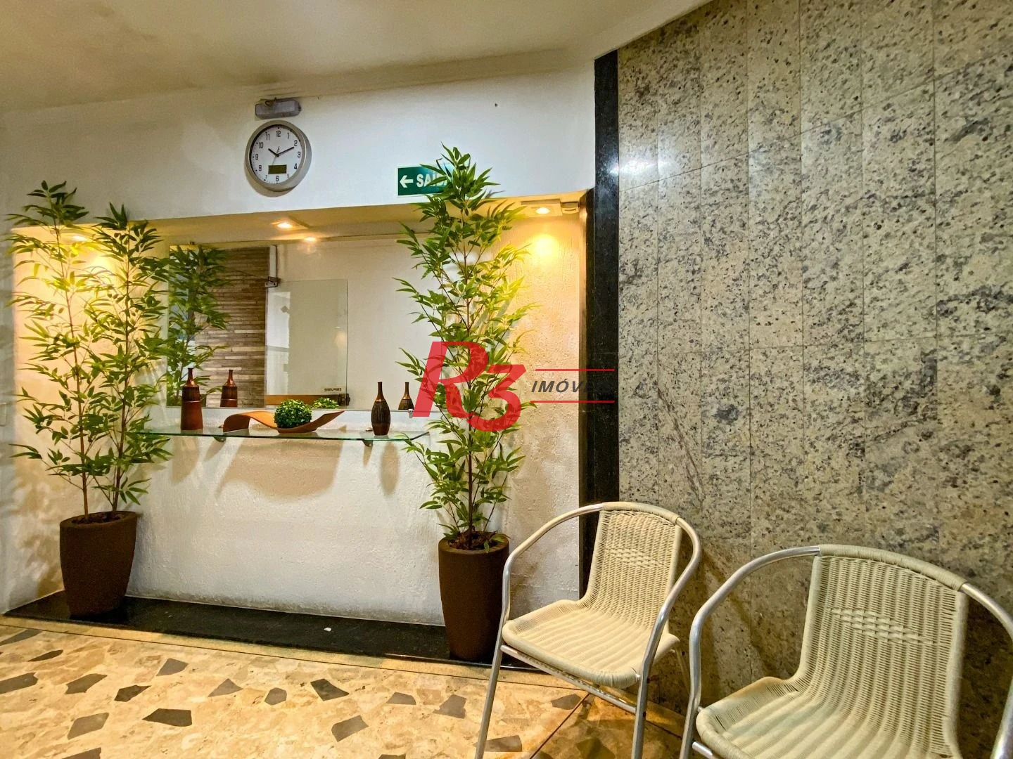 Apartamento com 1 dormitório à venda, 71 m² por R$ 350.000,00 - Centro - São Vicente/SP