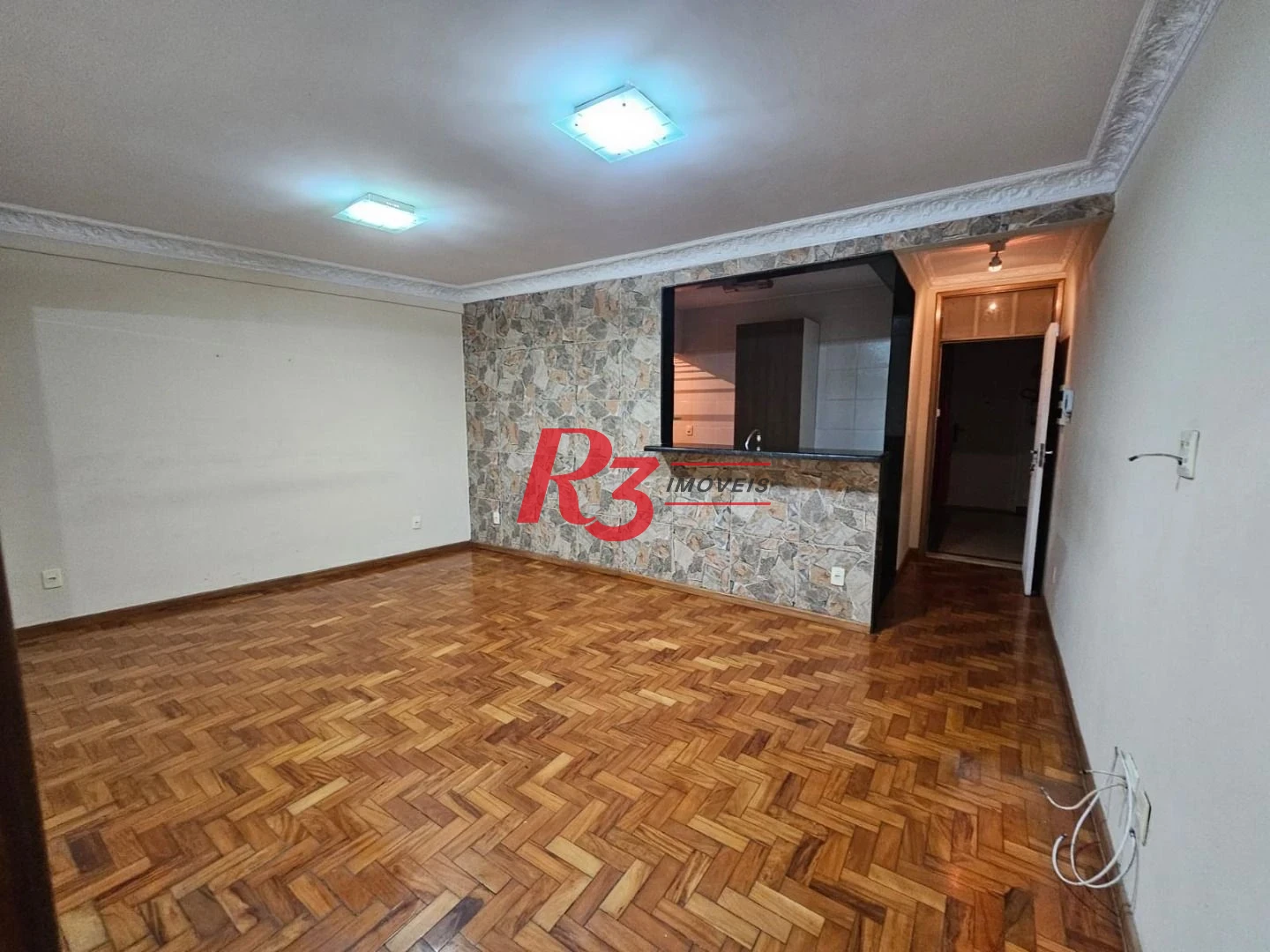 Apartamento com 1 dormitório à venda, 71 m² por R$ 350.000,00 - Centro - São Vicente/SP