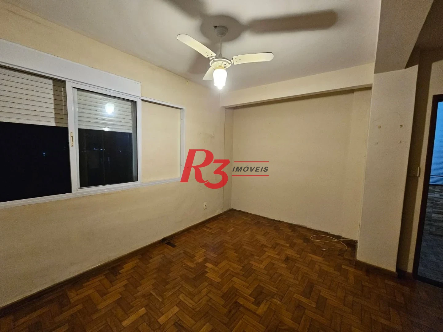 Apartamento com 1 dormitório à venda, 71 m² por R$ 350.000,00 - Centro - São Vicente/SP