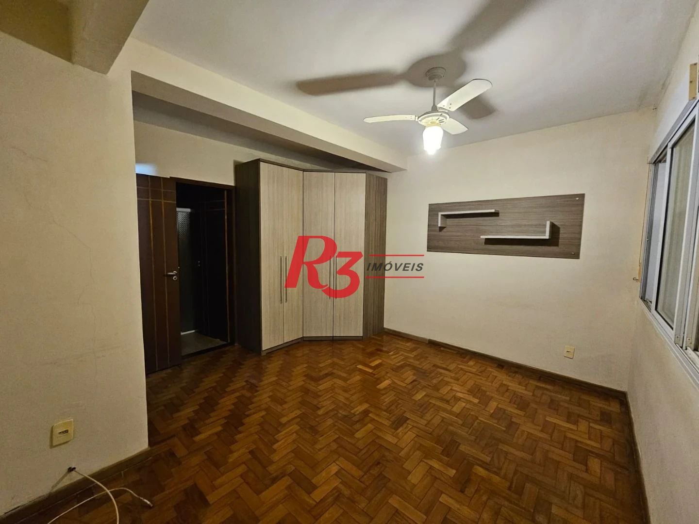 Apartamento com 1 dormitório à venda, 71 m² por R$ 350.000,00 - Centro - São Vicente/SP