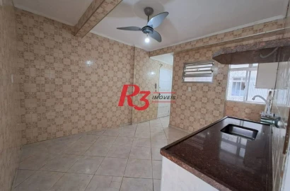 Apartamento com 2 dormitórios à venda, 65 m² por R$ 370.000,00 - José Menino - Santos/SP