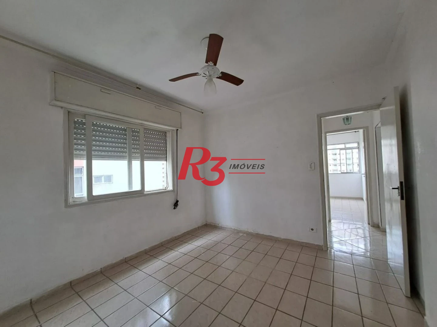 Apartamento com 2 dormitórios à venda, 65 m² por R$ 370.000,00 - José Menino - Santos/SP