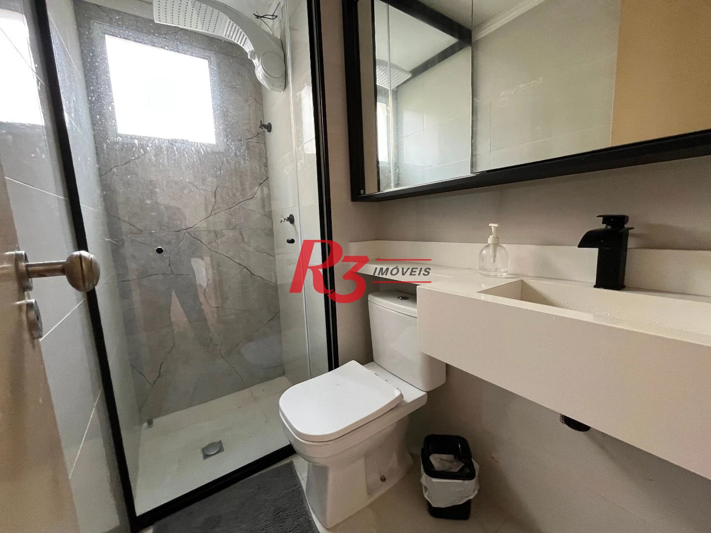 Apartamento com 2 dormitórios à venda, 54 m² por R$ 320.000,00 - Morro Nova Cintra - Santos/SP