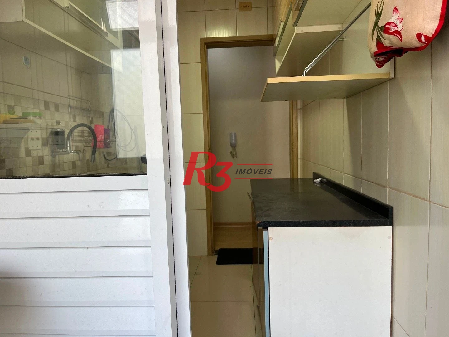 Apartamento com 2 dormitórios à venda, 54 m² por R$ 320.000,00 - Morro Nova Cintra - Santos/SP