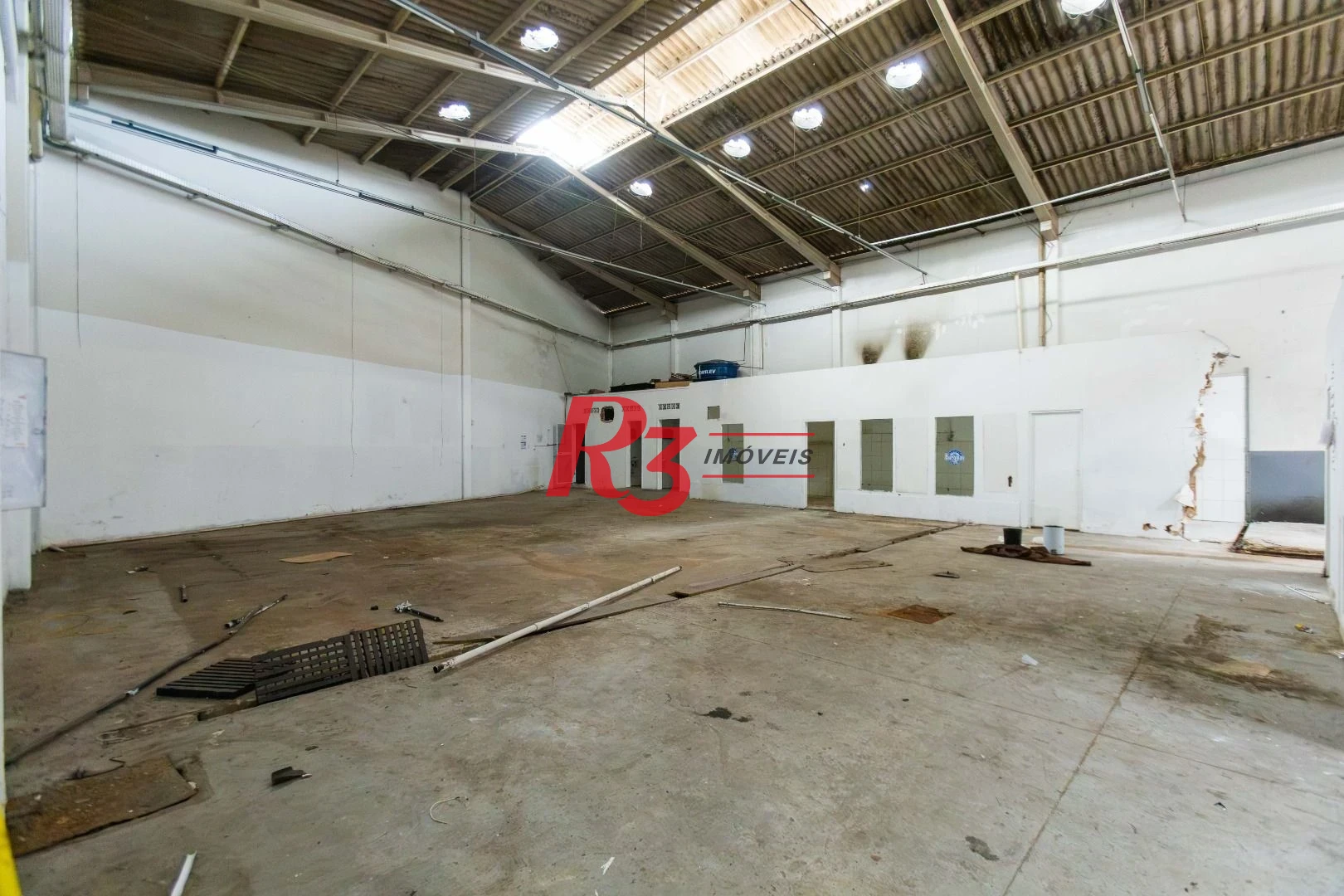 Galpão para alugar, 540 m² por R$ 10.000,00/mês - Vila Matias - Santos/SP
