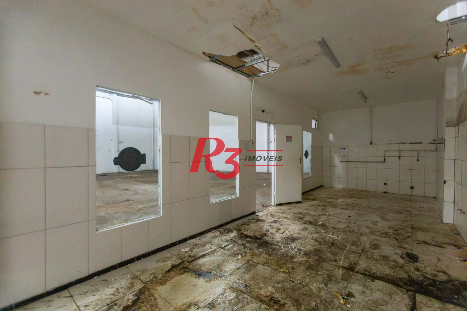 Galpão para alugar, 540 m² por R$ 10.000,00/mês - Vila Matias - Santos/SP