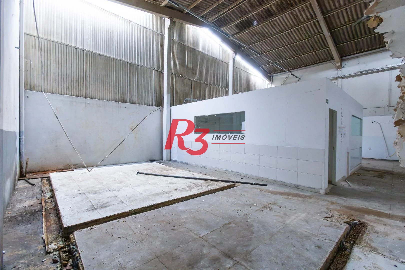 Galpão para alugar, 540 m² por R$ 10.000,00/mês - Vila Matias - Santos/SP