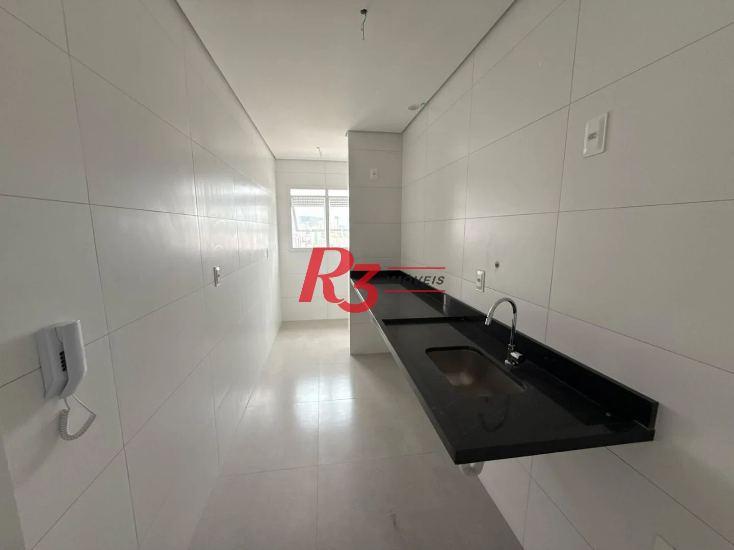 Apartamento com 2 dormitórios à venda, 67 m² por R$ 730.000,00 - Macuco - Santos/SP