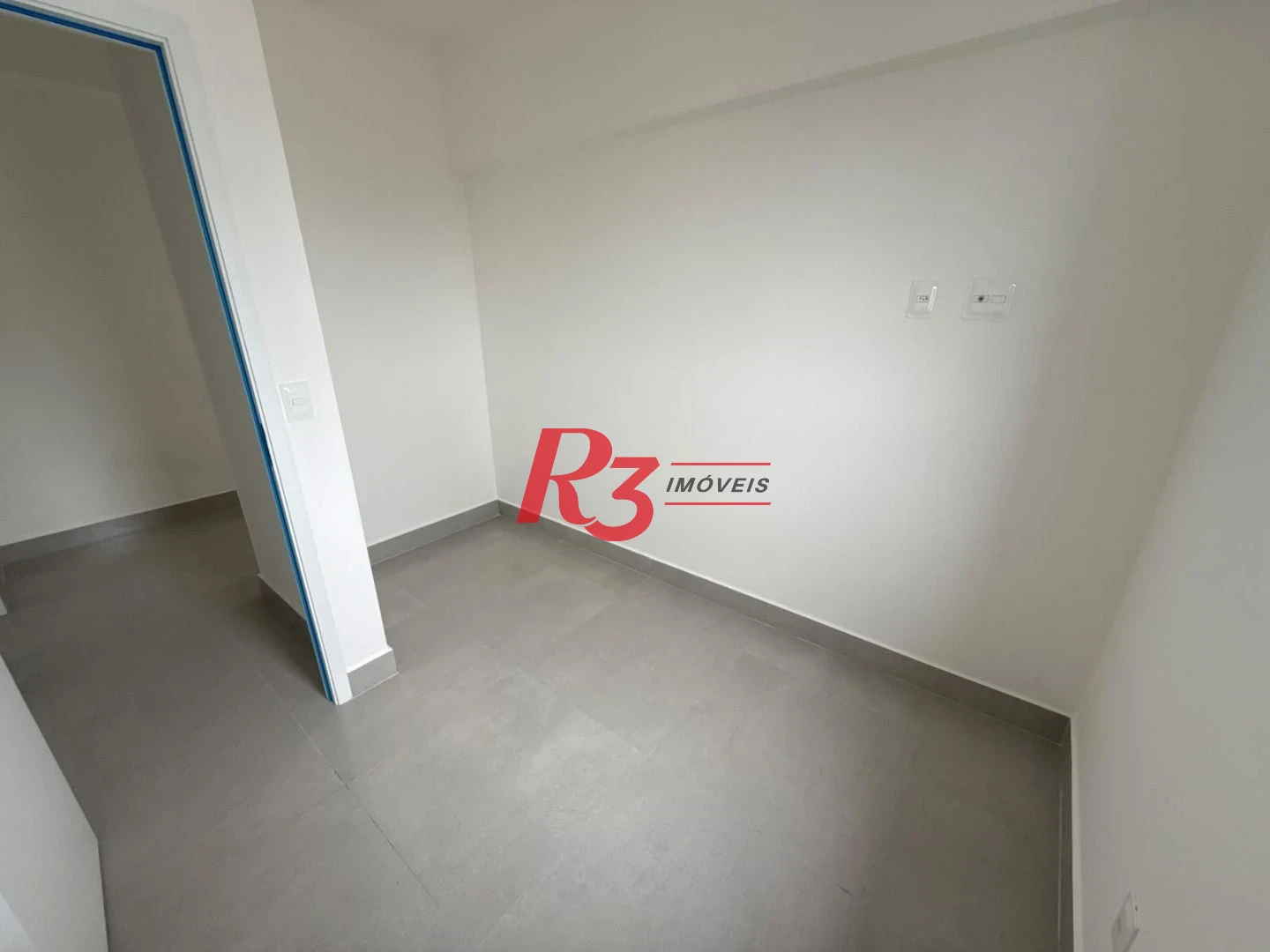 Apartamento com 2 dormitórios à venda, 67 m² por R$ 730.000,00 - Macuco - Santos/SP