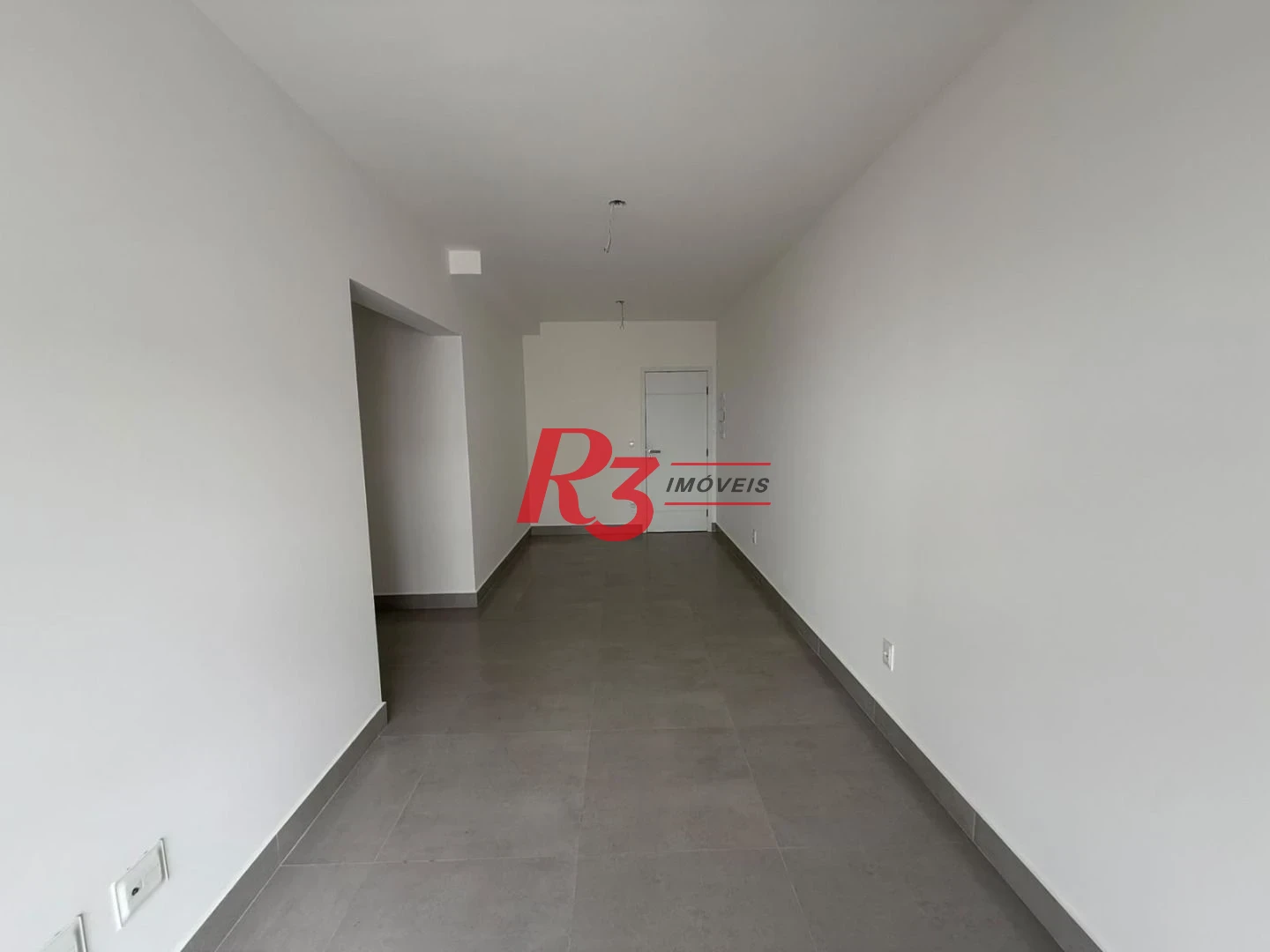 Apartamento com 2 dormitórios à venda, 67 m² por R$ 730.000,00 - Macuco - Santos/SP