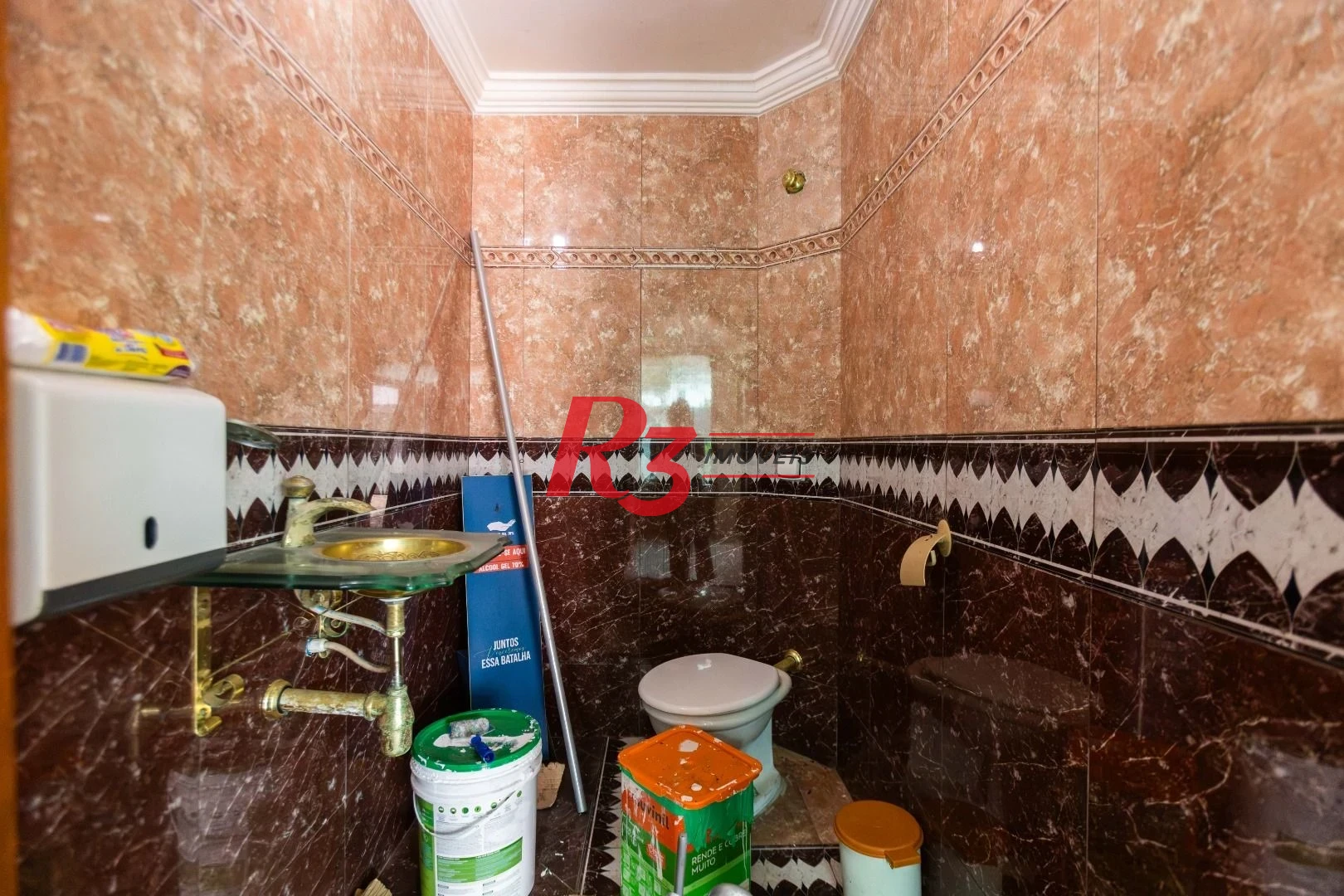 Sobrado com 3 dormitórios à venda, 260 m² por R$ 1.810.000,00 - Ponta da Praia - Santos/SP