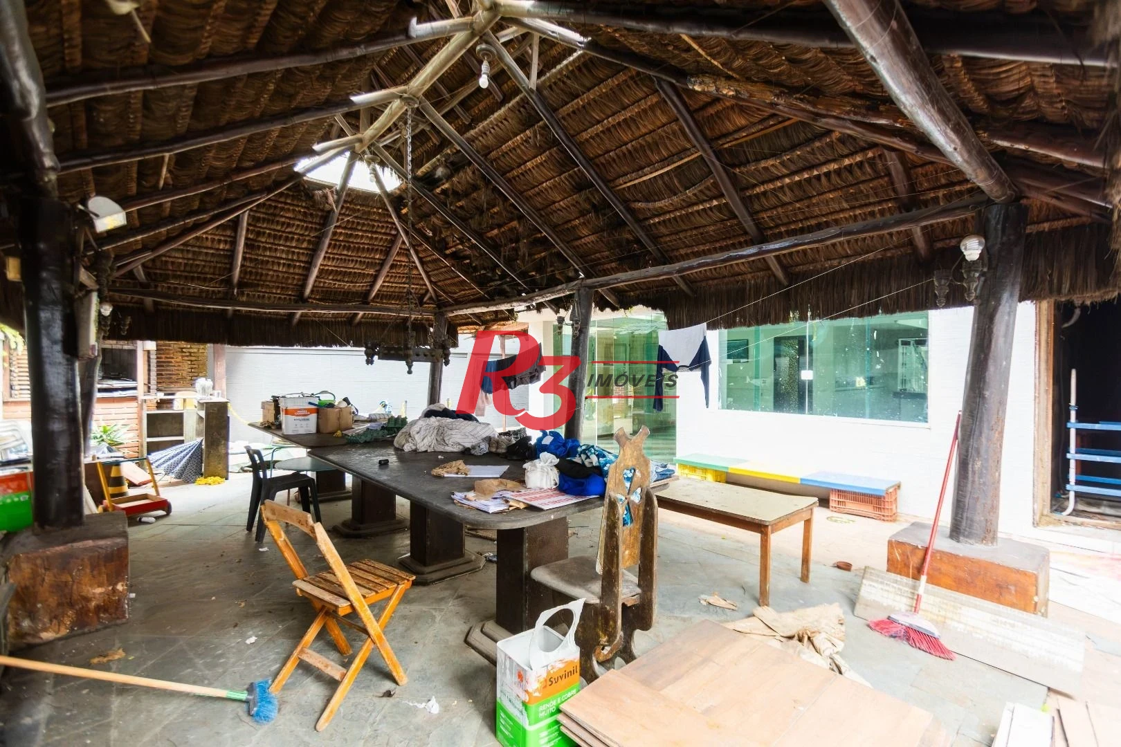 Sobrado com 3 dormitórios à venda, 260 m² por R$ 1.810.000,00 - Ponta da Praia - Santos/SP