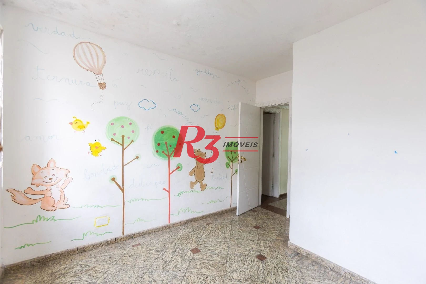 Sobrado com 3 dormitórios à venda, 260 m² por R$ 1.810.000,00 - Ponta da Praia - Santos/SP