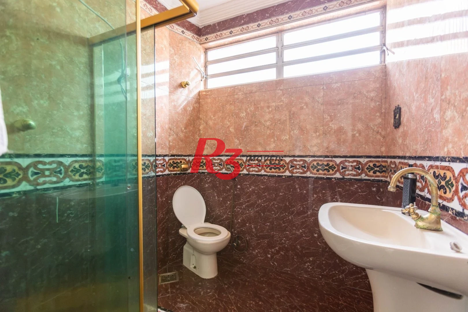 Sobrado com 3 dormitórios à venda, 260 m² por R$ 1.810.000,00 - Ponta da Praia - Santos/SP
